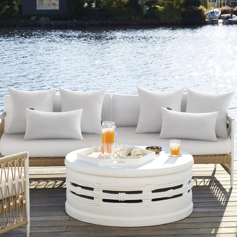 MIULEE 20x20 decorative inserts enhancing balcony decor with weather resistance.