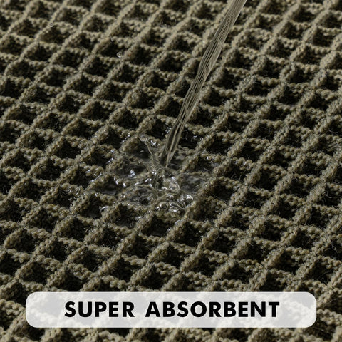 MIULEE bath mat tassels detail adds cozy decorative touch.