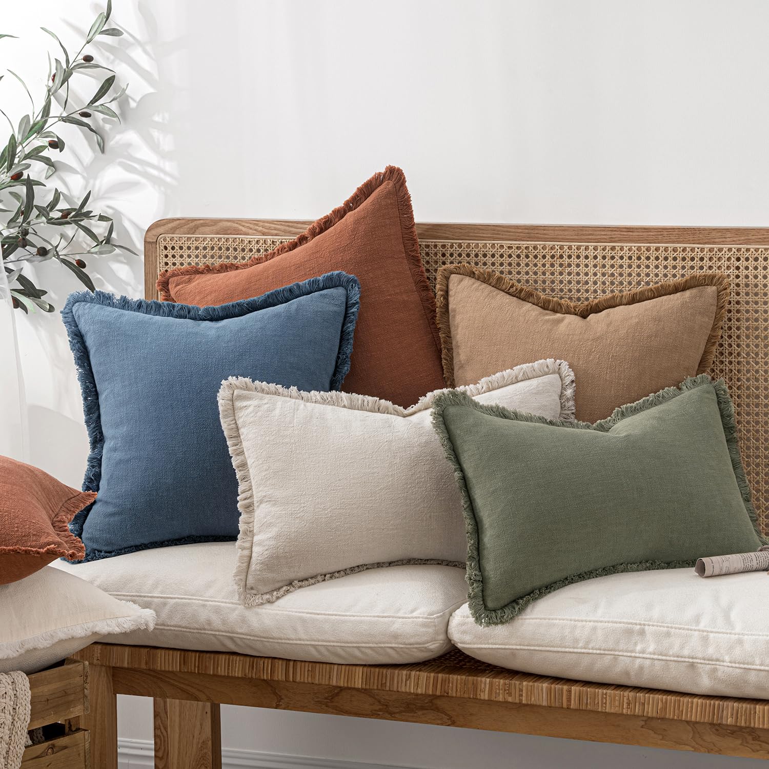 MIULEE boho fringe edge detail enhances sofa aesthetics and cozy vibes for lounges.