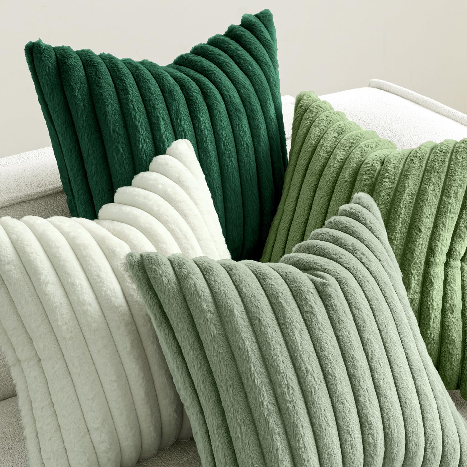 MIULEE boho modern stripe design complements multiple decor styles.