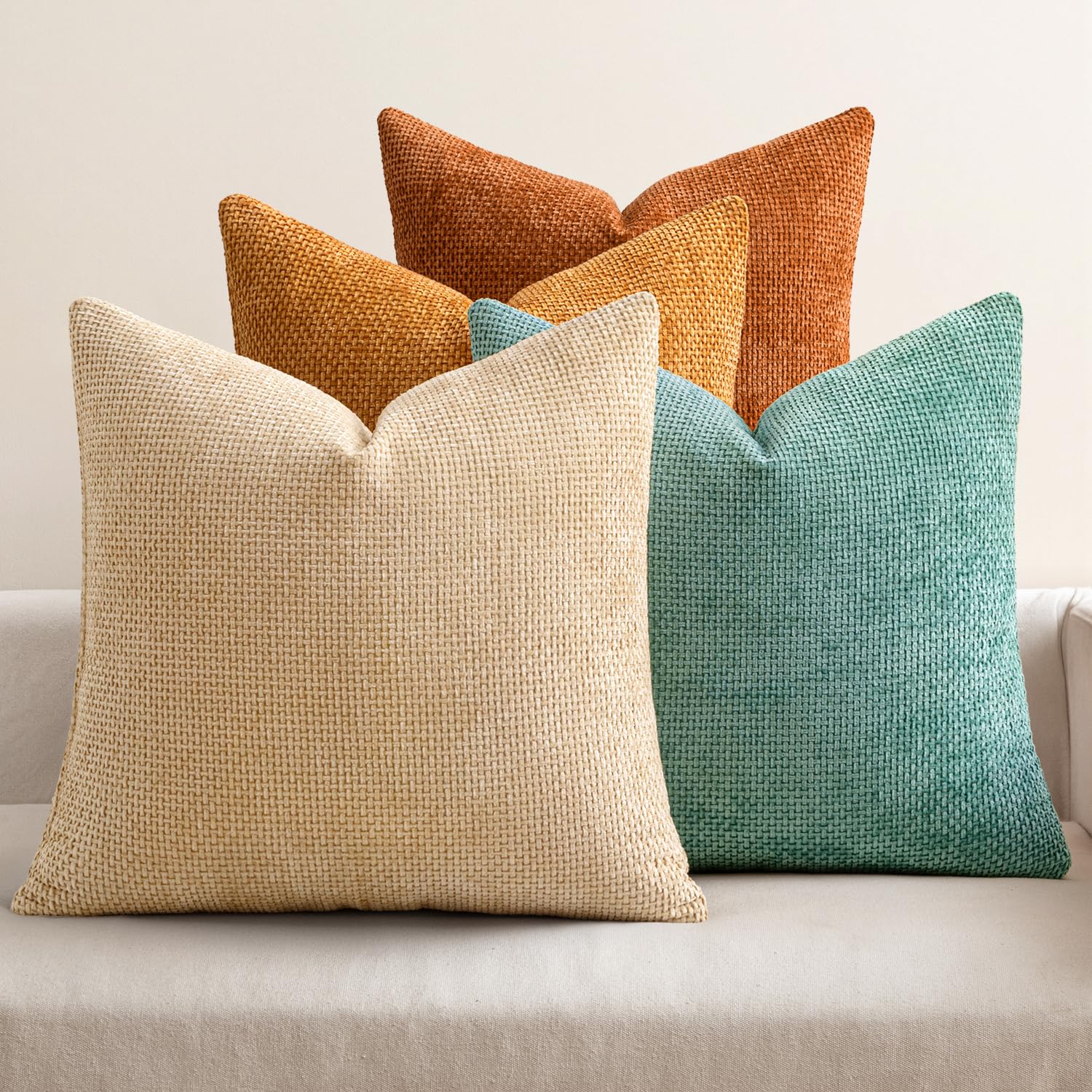 MIULEE chenille pillow cover close-up texture for premium softness.