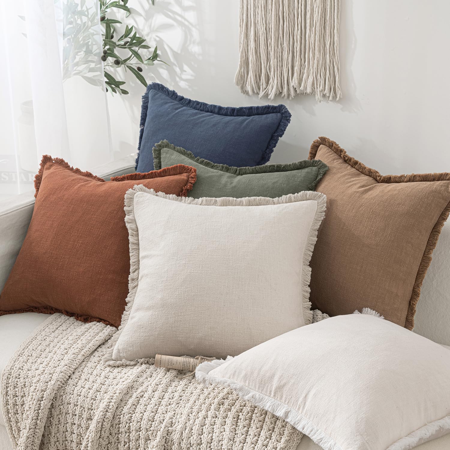 MIULEE easy-care pillow cover suitable for hand or machine washing
