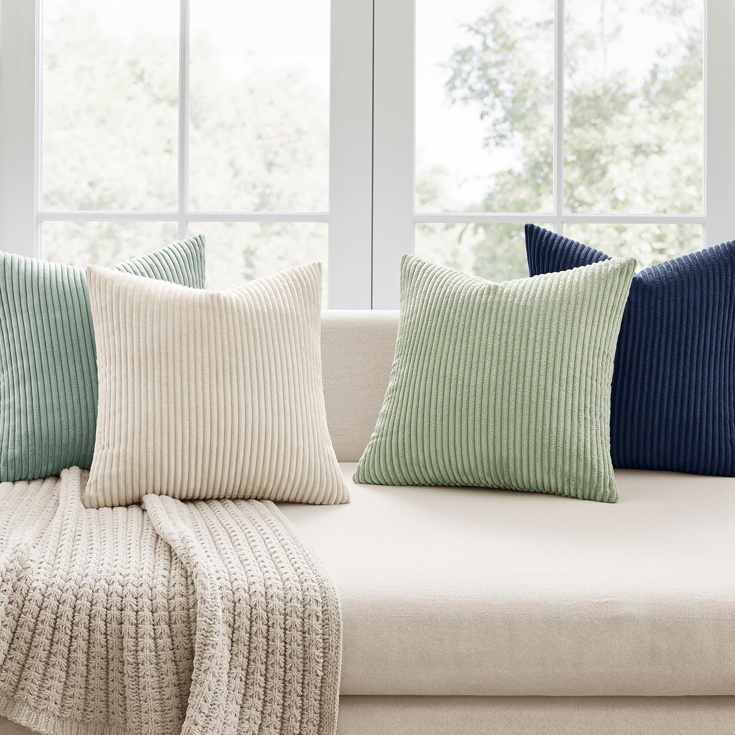 MIULEE hidden zipper pillow cover 18x18 keeps a seamless, tidy look.