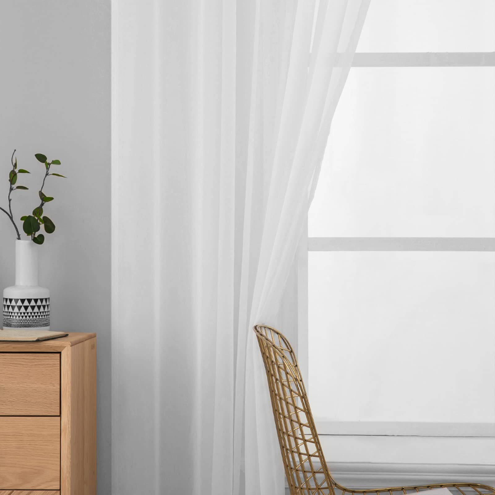MIULEE light filtering sheer curtain creates balanced daylight