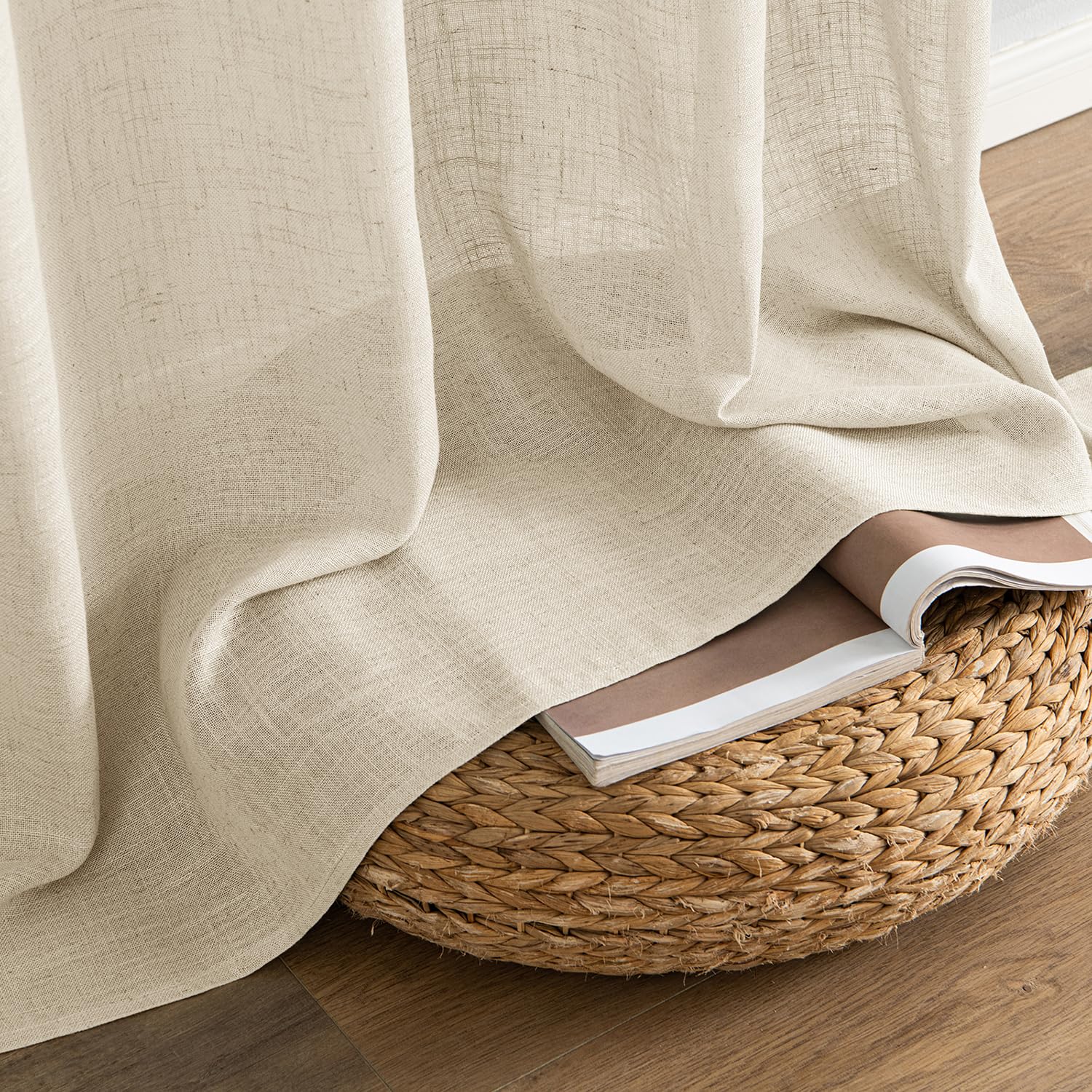 MIULEE machine-washable curtains simplify care and daily use.