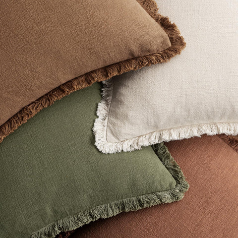 MIULEE pillow cover is easy to wash and maintain.