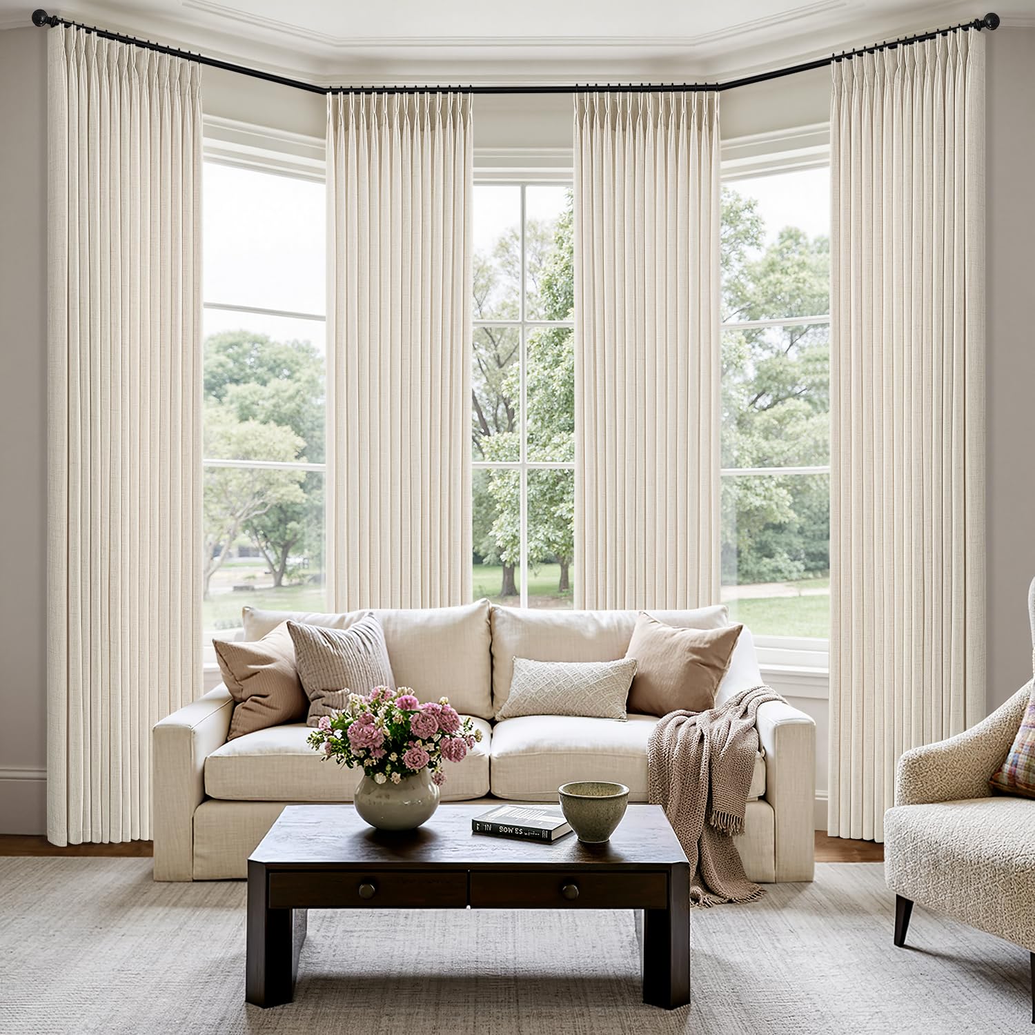 MIULEE four-panel linen curtains diffuse daylight for a soft, private atmosphere.