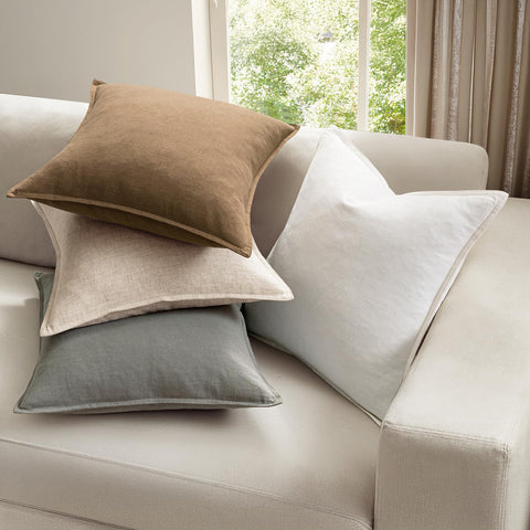 MIULEE ramie-linen fabric close-up showing breathable texture.