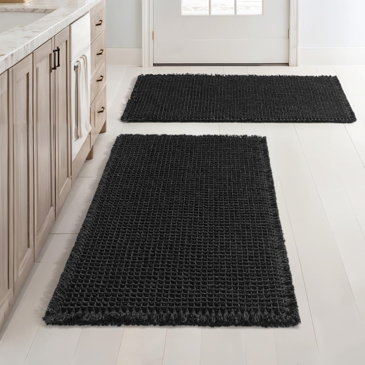 MIULEE set of 2 waffle bath mats in black for quick water absorption and dry floors