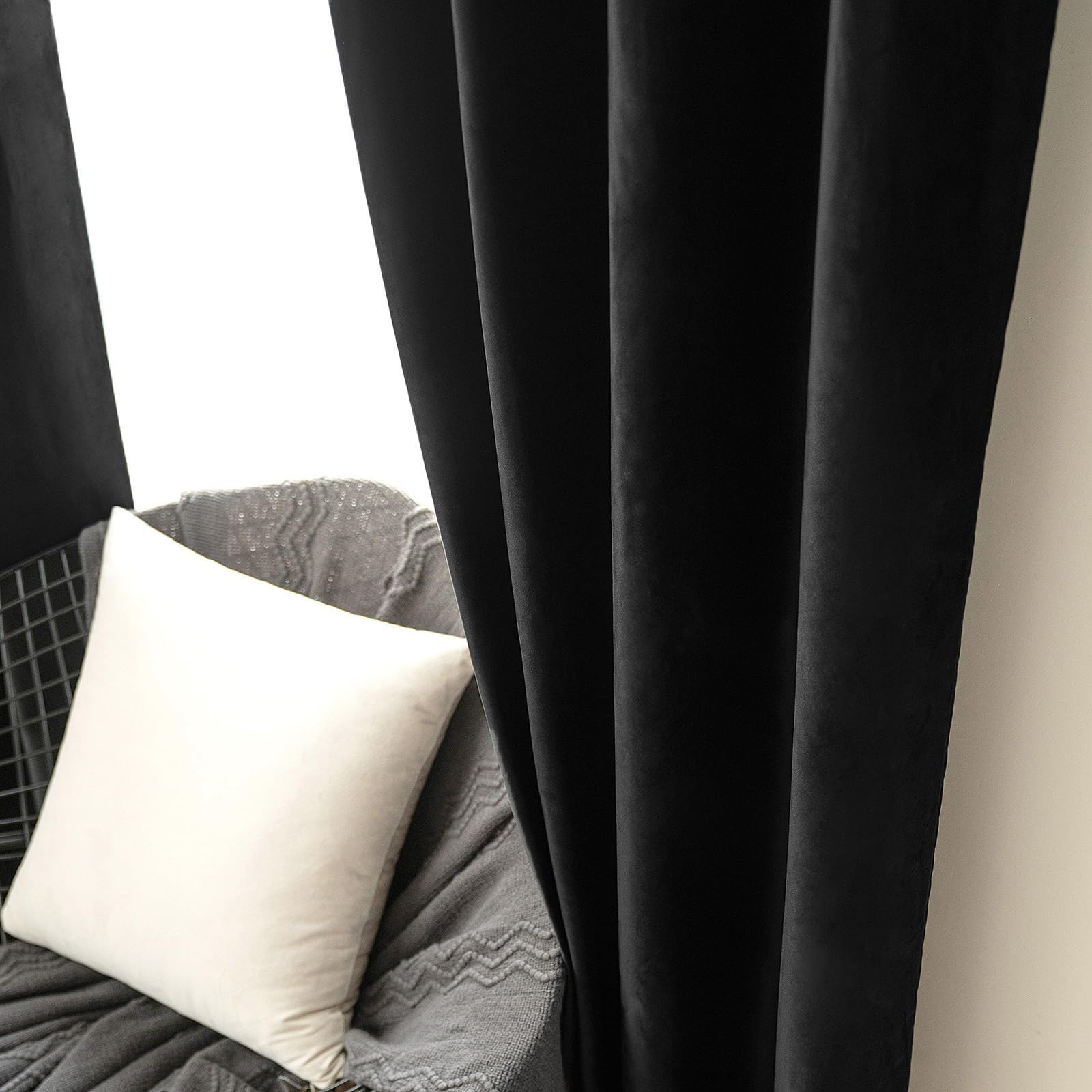 MIULEE soft silky velvet drapes enhance refined living room style.