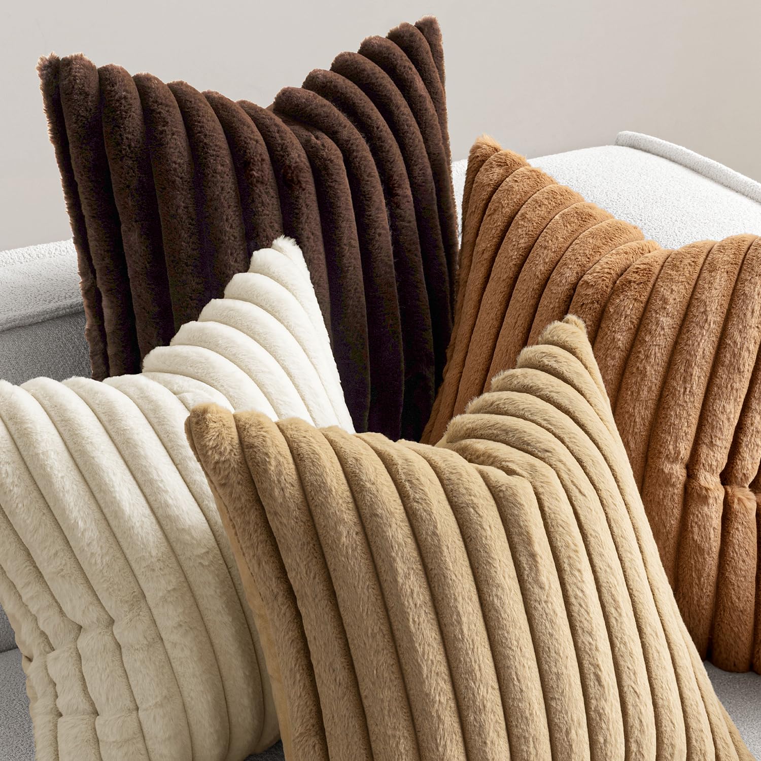 MIULEE soft touch fabric closeup highlights cozy seating