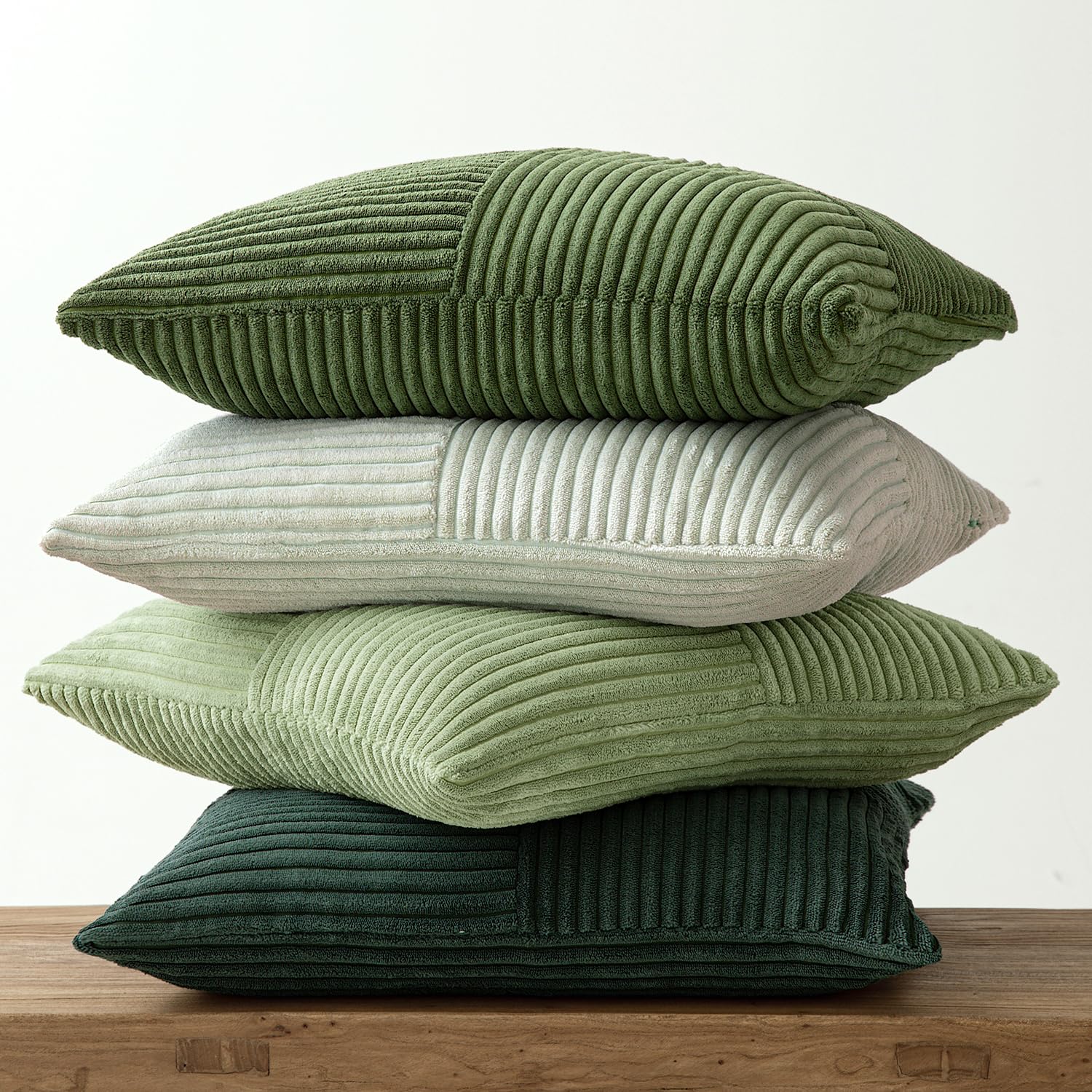 MIULEE gradient color finish enhances depth for modern Nordic interiors.