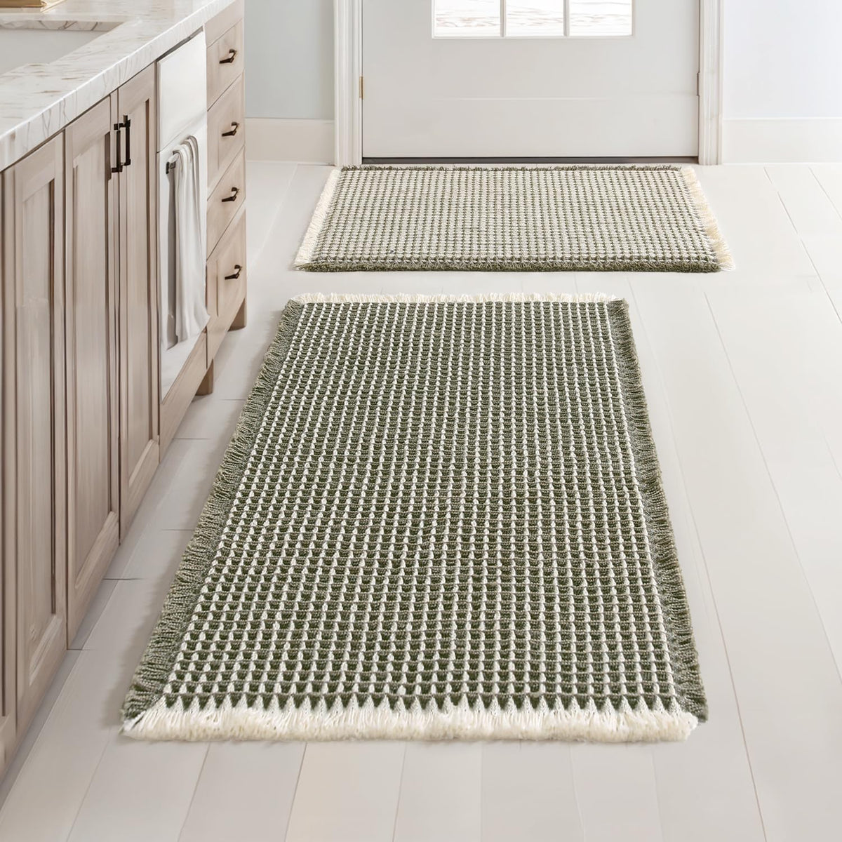 MIULEE waffle bath mat 17x24 in green for quick absorption and dry floors
