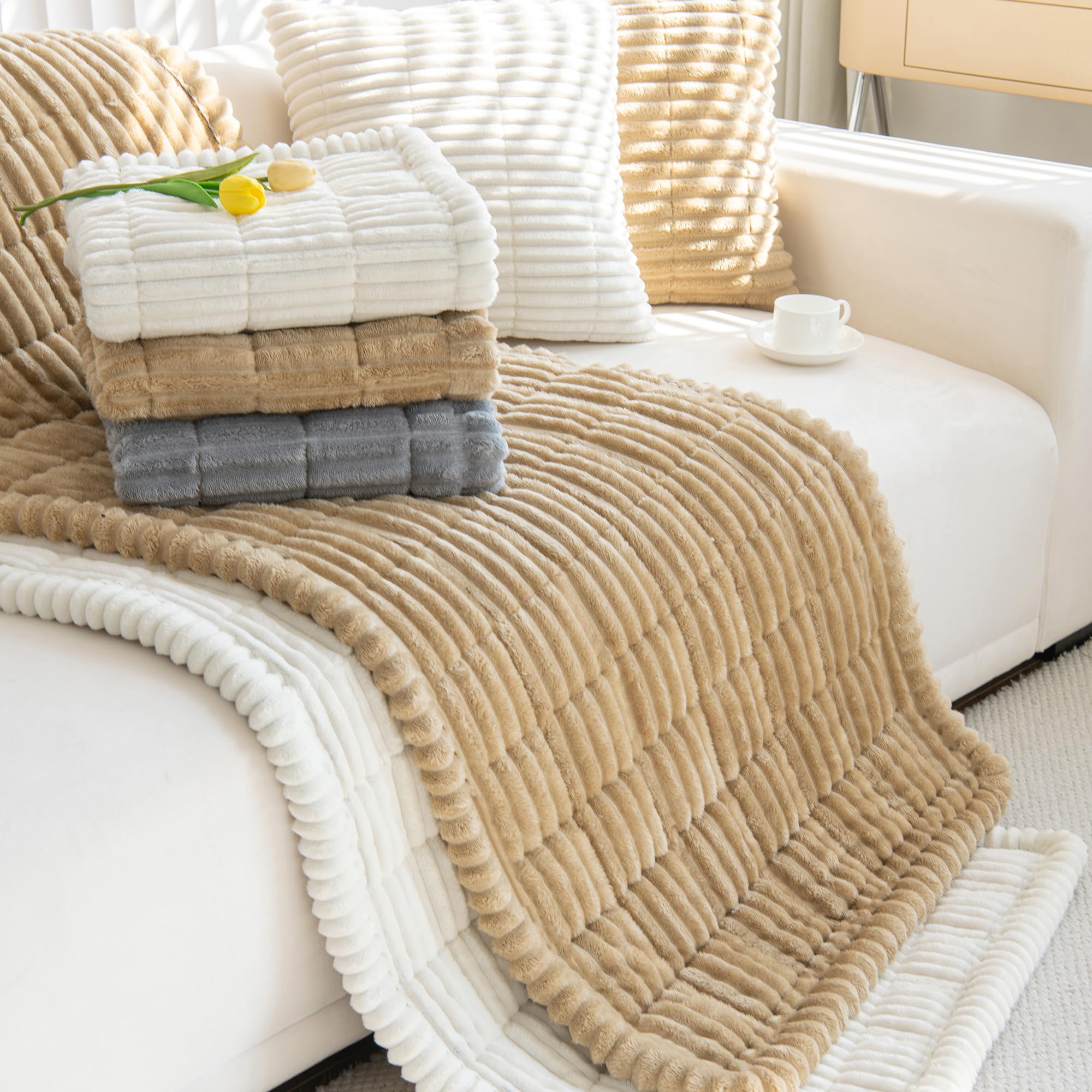 Mivnue washable couch cover remains vibrant after washing