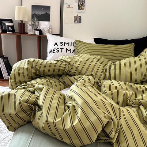 Mixinni mid-century olive-taupe stripes add retro styling to any room.