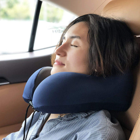 MLVOC compact travel bag keeps pillow compact and portable.