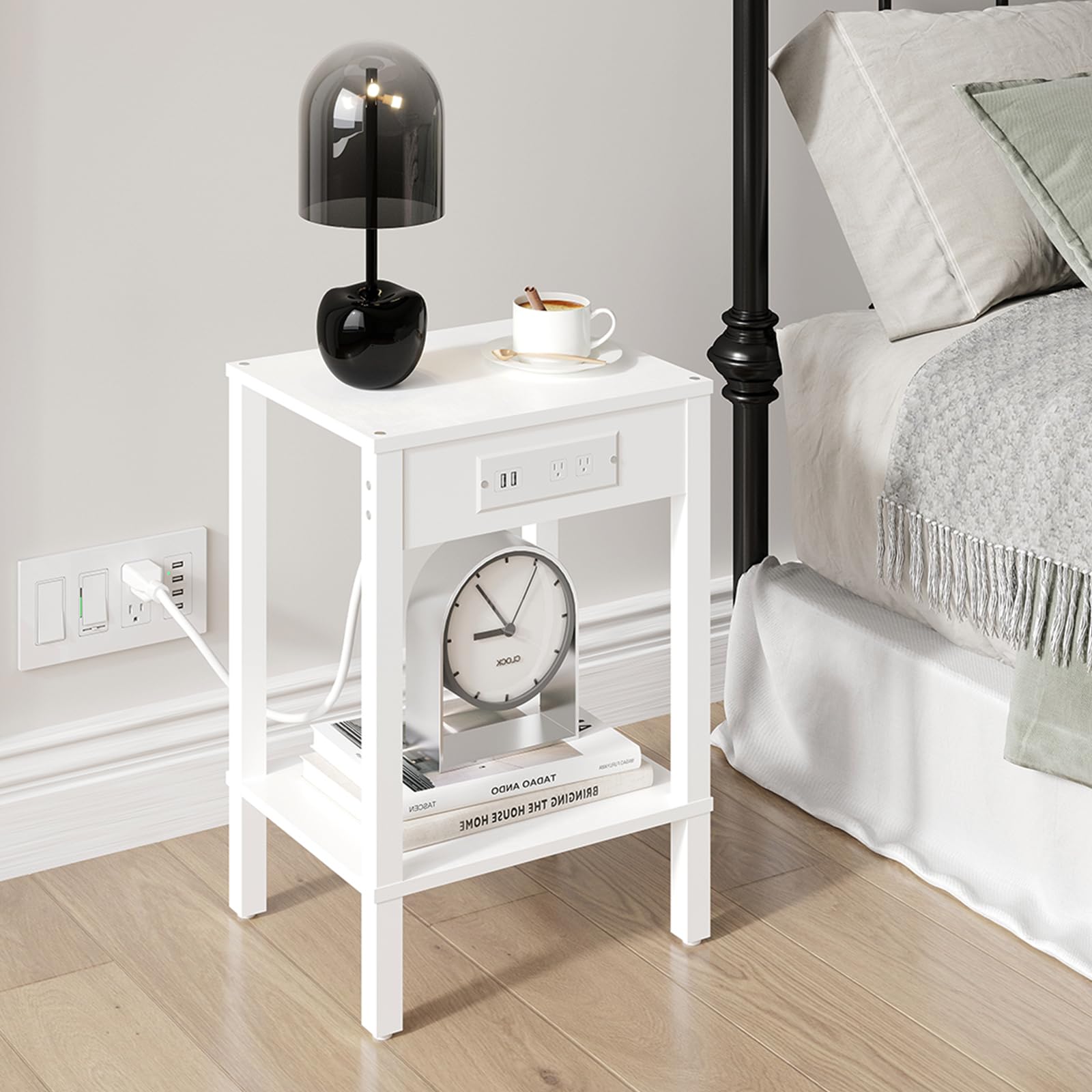 MMEOLUOOK bedside table helps fit compact bedrooms and apartments.