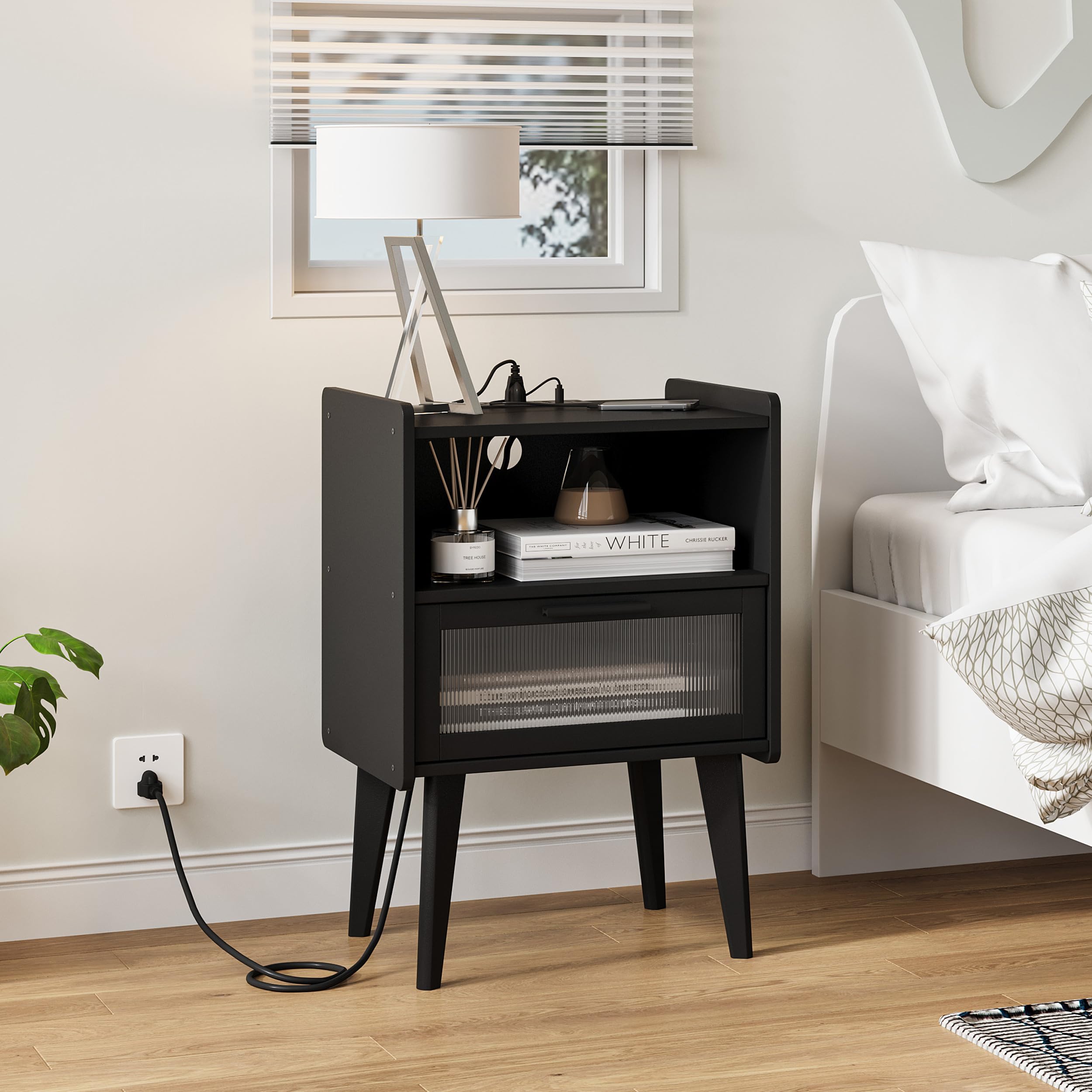 MMEOLUOOK nightstand side view showing compact design for tight spaces