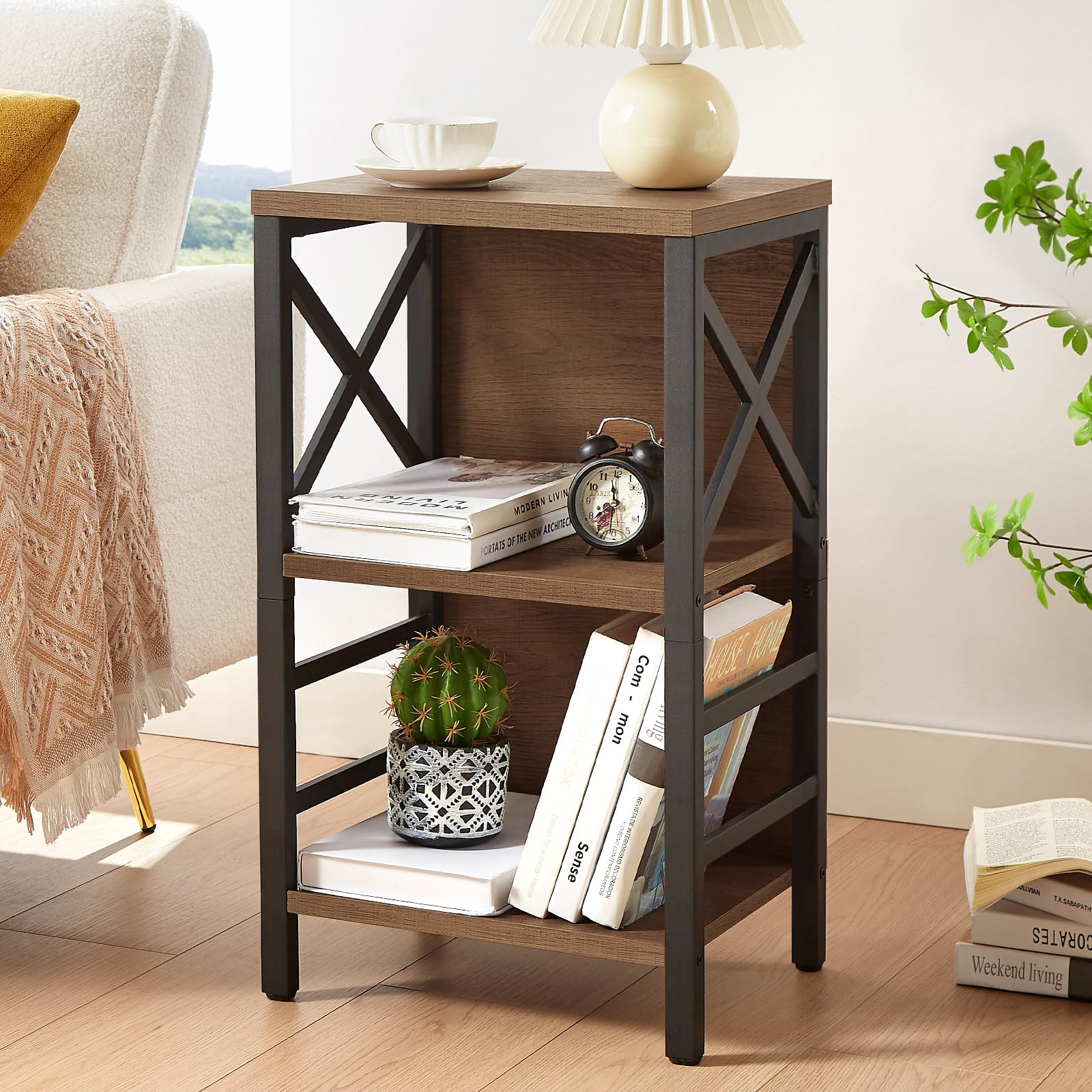 MNEETRUNG industrial bookcase with metal frame and backboard for stability.
