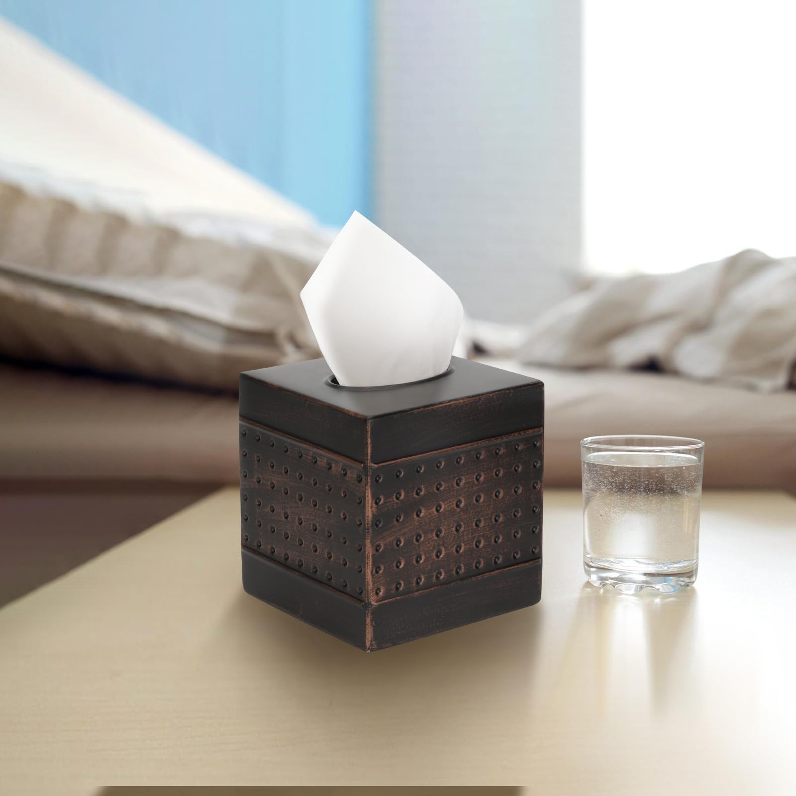MOCHTERO compact cube dimensions fit standard square boxes neatly.