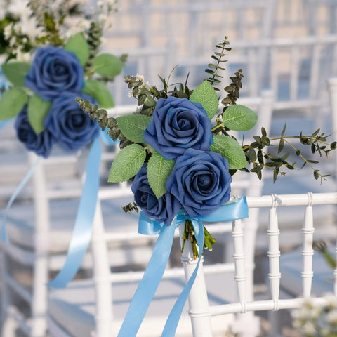 Mocoosy cake flower accents using navy-blue roses for elegant decoration.