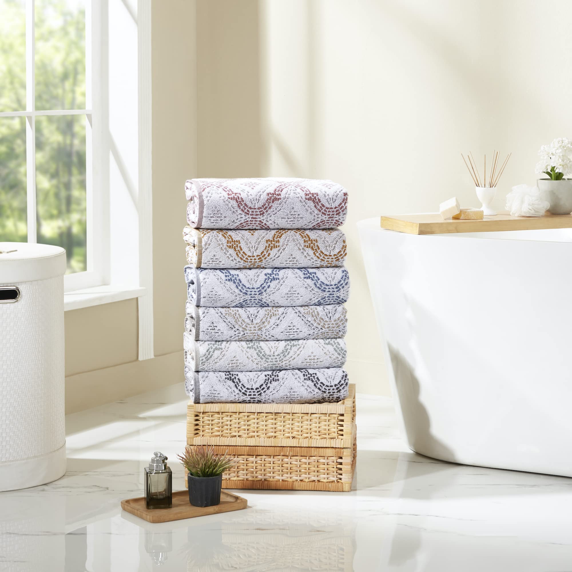 Modern Threads Capri towel set packaging on display highlighting premium quality