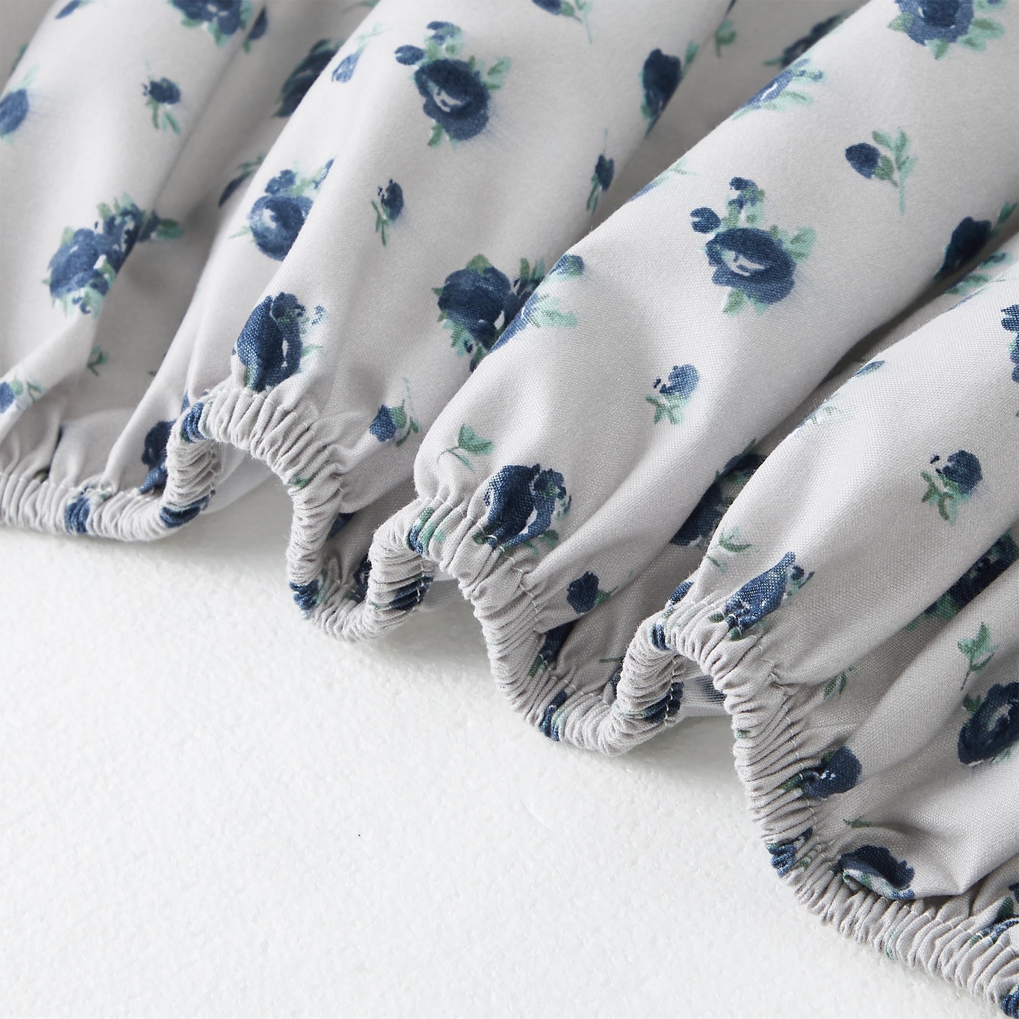 Modern Threads wrinkle-resistant microfiber sheets stay smooth after washing