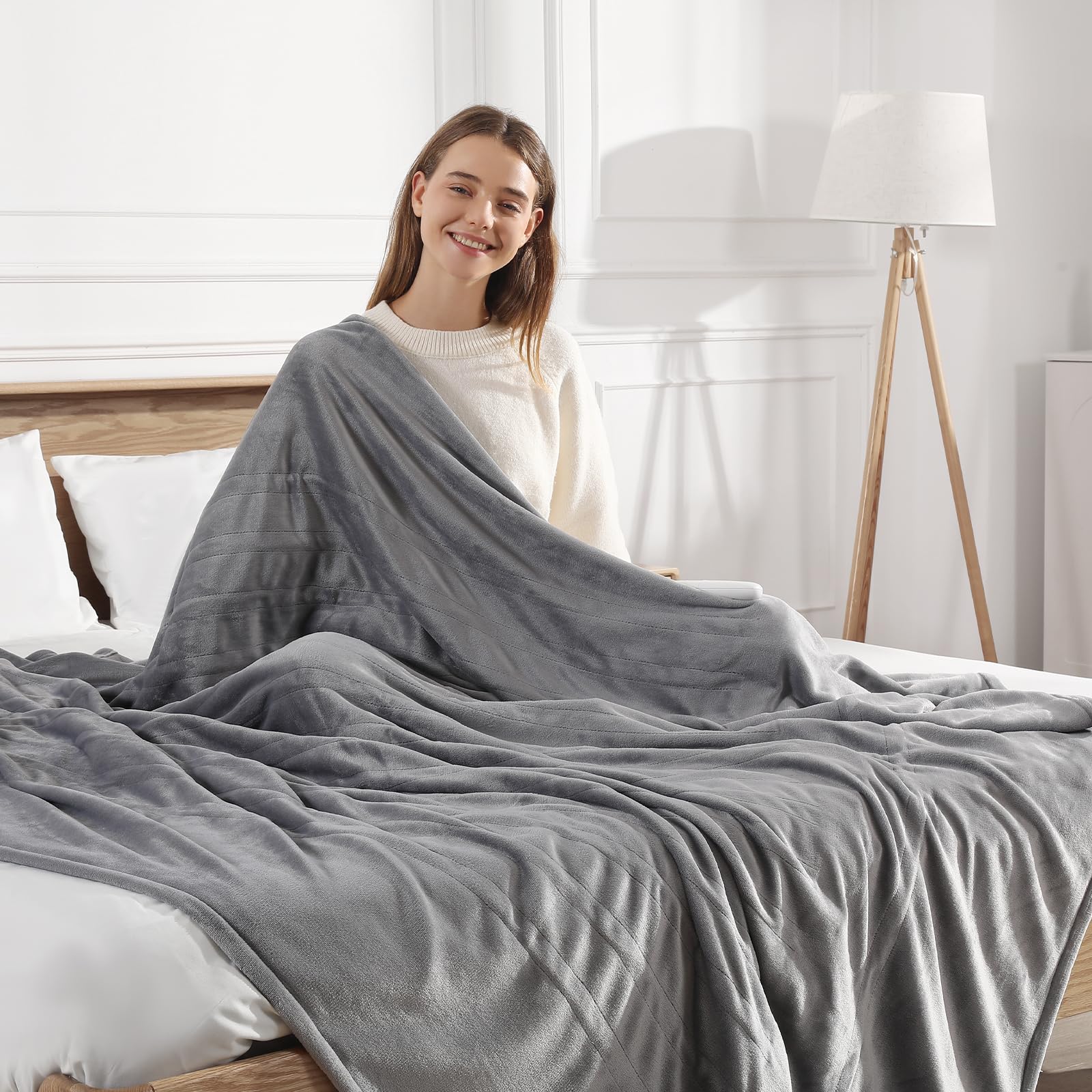 Molatink electric blanket full-size with heat controls for customizable warmth and safety.