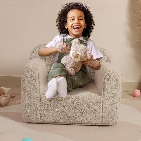 MOMCAYWEX Sherpa fabric close-up highlighting plush softness and durability