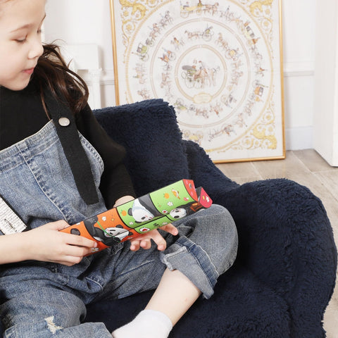 MOMCAYWEX Kids Sofa in dark blue complements kids' rooms