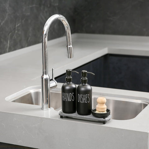 MOMEEMO stone drying tray provides durable organization for counter tops.