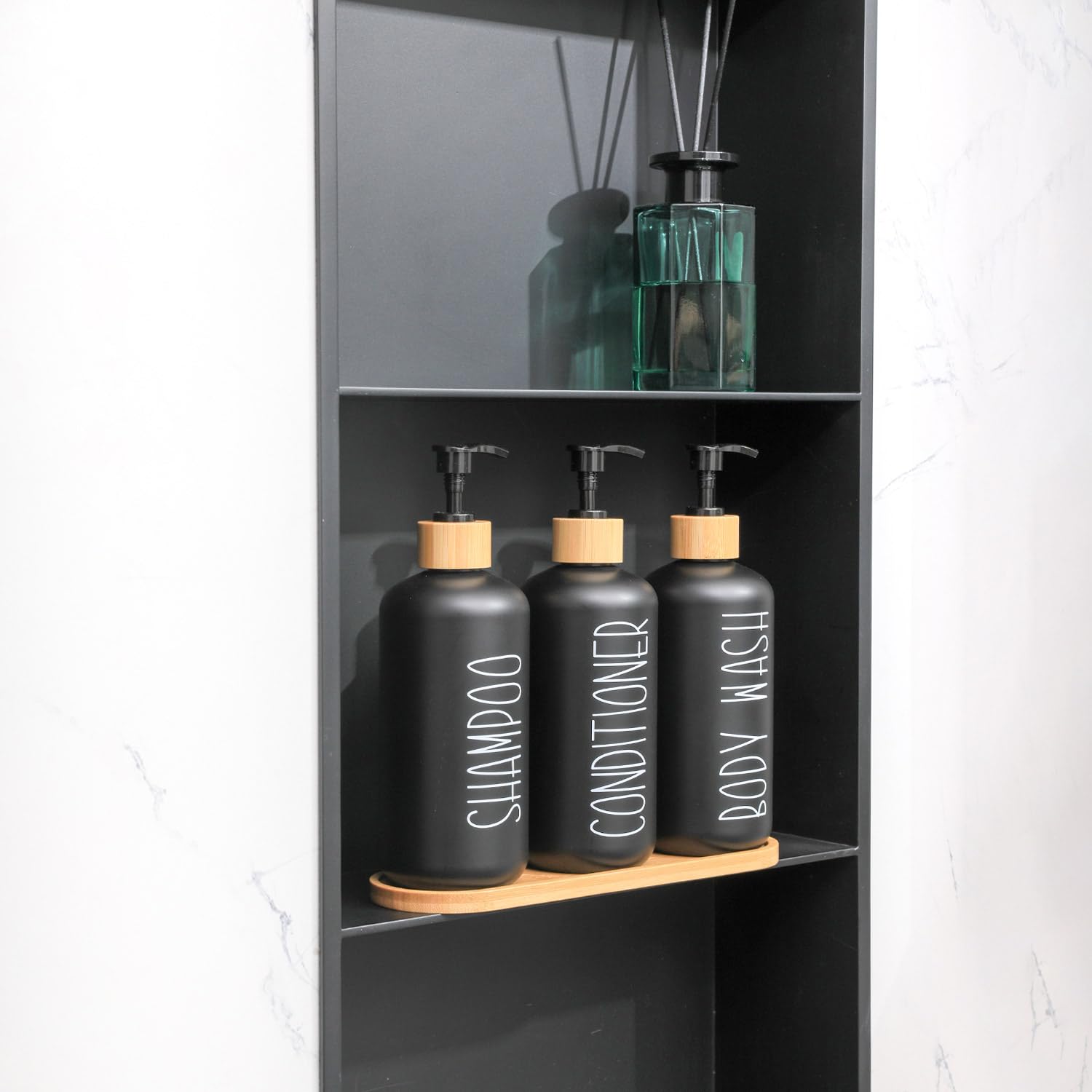 MOMEEMO ultra-thick PET bottles enhance safety in wet bathroom spaces.