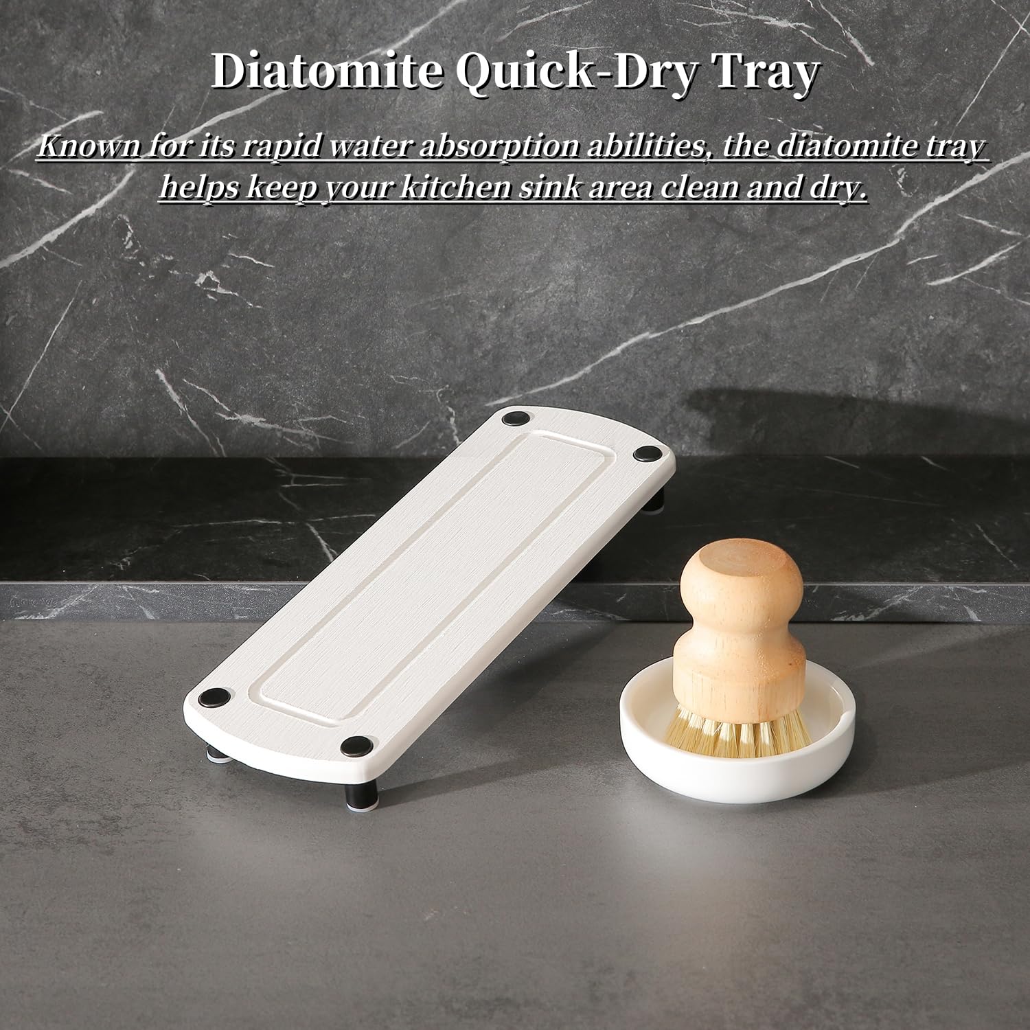 MOMEEMO white ceramic brush holder keeps brushes neatly accessible.