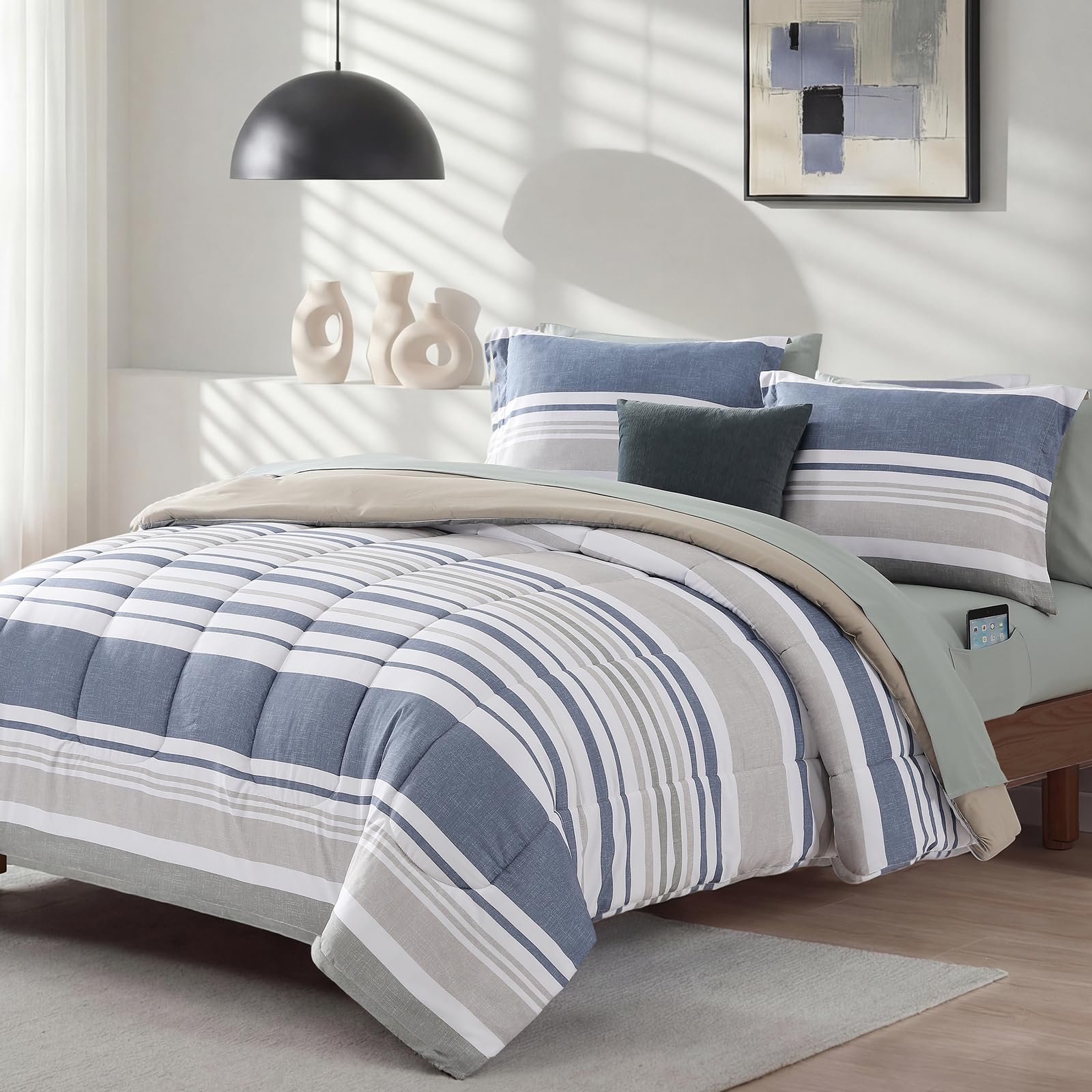 Monbix comforter fill closeup highlights plush balance of warmth and weight