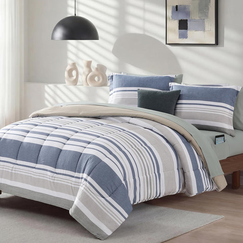 Monbix comforter fill closeup highlights plush balance of warmth and weight