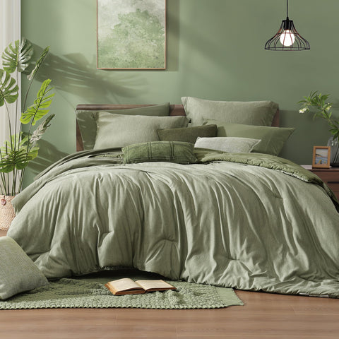 Monbix king-size comforter sage-green close-up highlights ultra-soft plush fabric