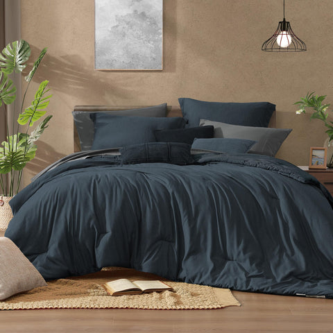 Monbix queen comforter close-up shows cloud-like loft for year-round coziness.