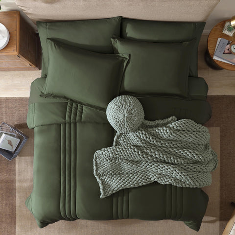 Monbix sham olive green 20x26, coordinated bedding look