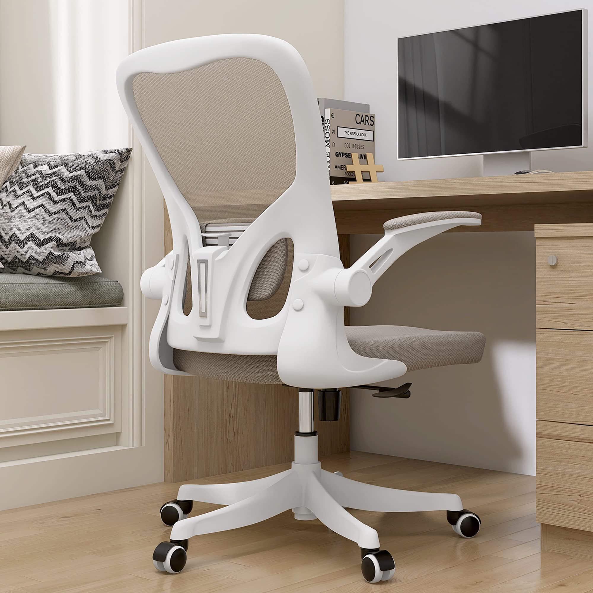 Monhey tilt-back chair enables adjustable comfort during long work sessions.