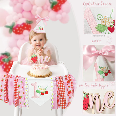 Monnberry cake-topper-berry-first complements the cake with a celebratory touch.