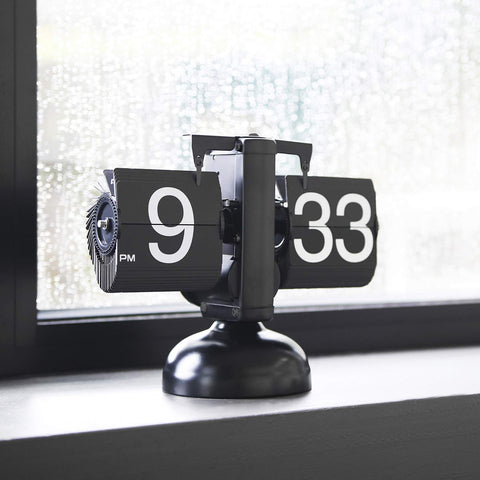 mooas Flip Desk Clock Black, side view, clear time reading with large numbers