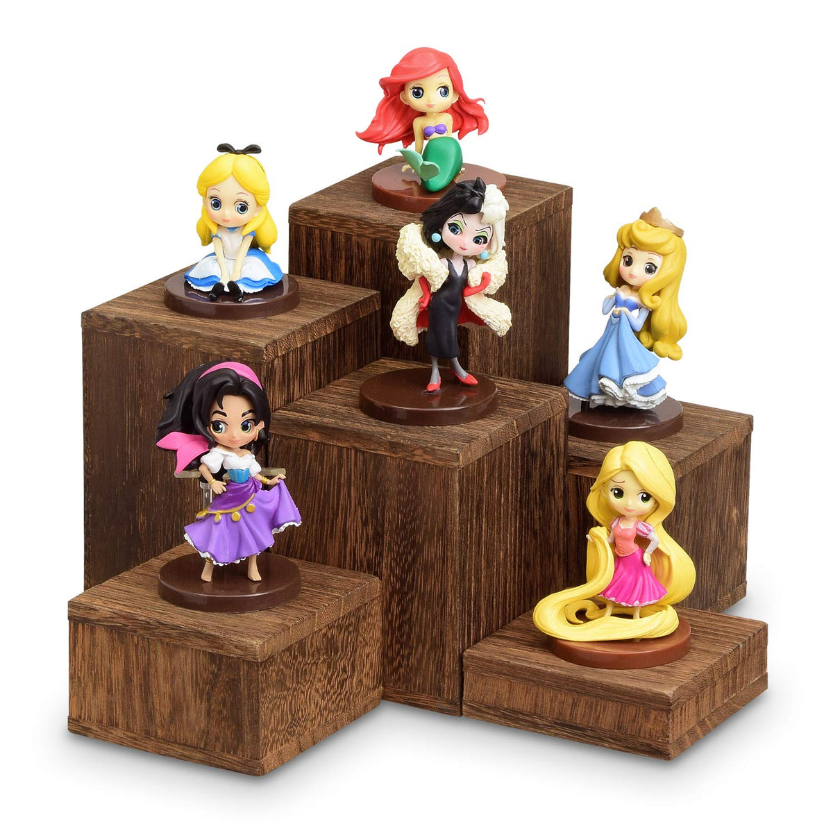 MOOCA wooden risers highlight rings for an organized countertop display.