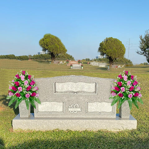 MOOMASS two-set package highlights durability and maintenance-free memorial display