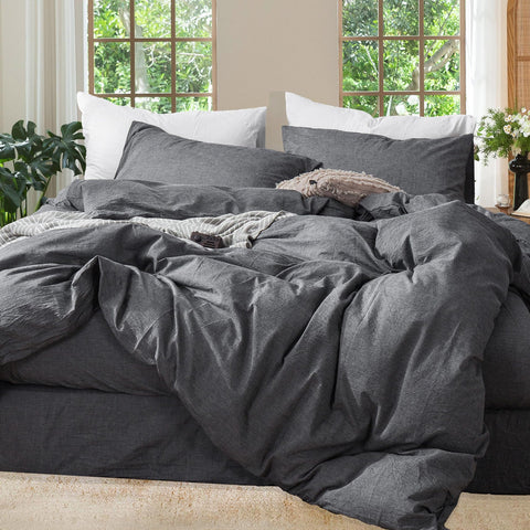MooMee Bedding Duvet Cover Set texture closeup highlights soft, breathable fabric.