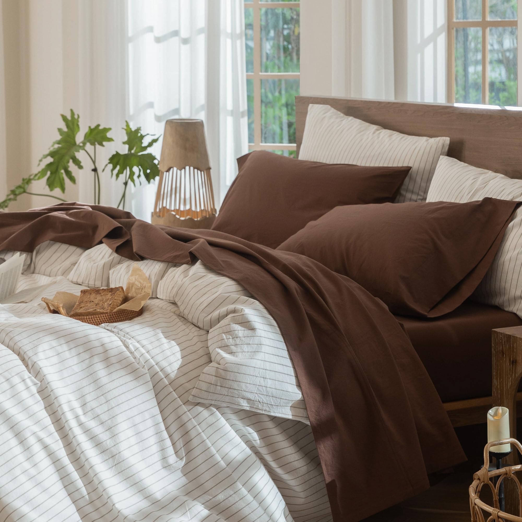 MooMee bedding sheet set flat sheet in cocoa brown for a breathable, relaxed look.
