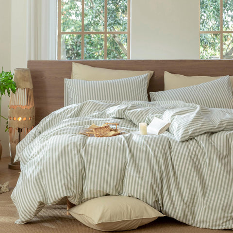 MooMee cotton-linen texture feels breathable and soft.