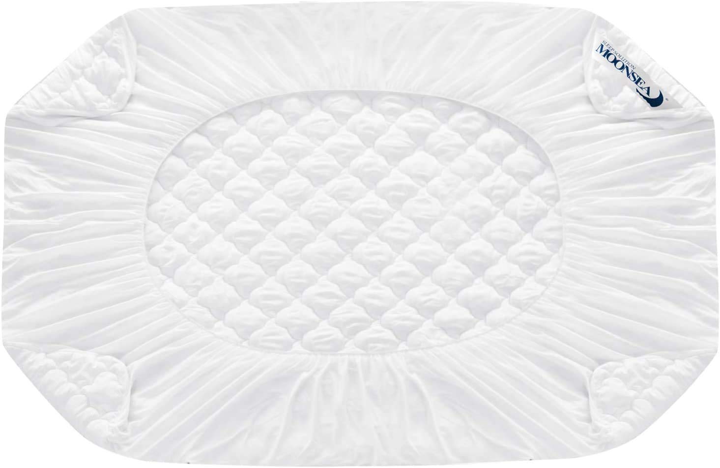 Moonsea breathable microfiber fabric balances temperature with down-alternative fill.