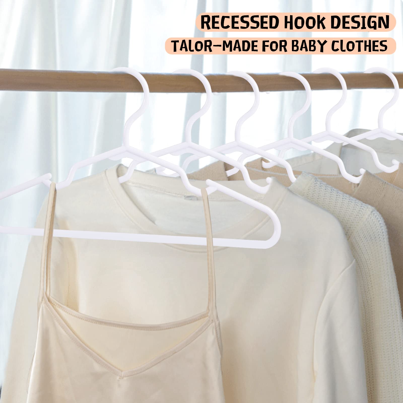 Mosearon organized closet for coats, pants, and skirts