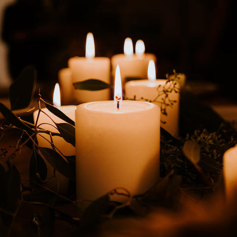 Centerpiece-ready MOSROAD candles for festive decor.
