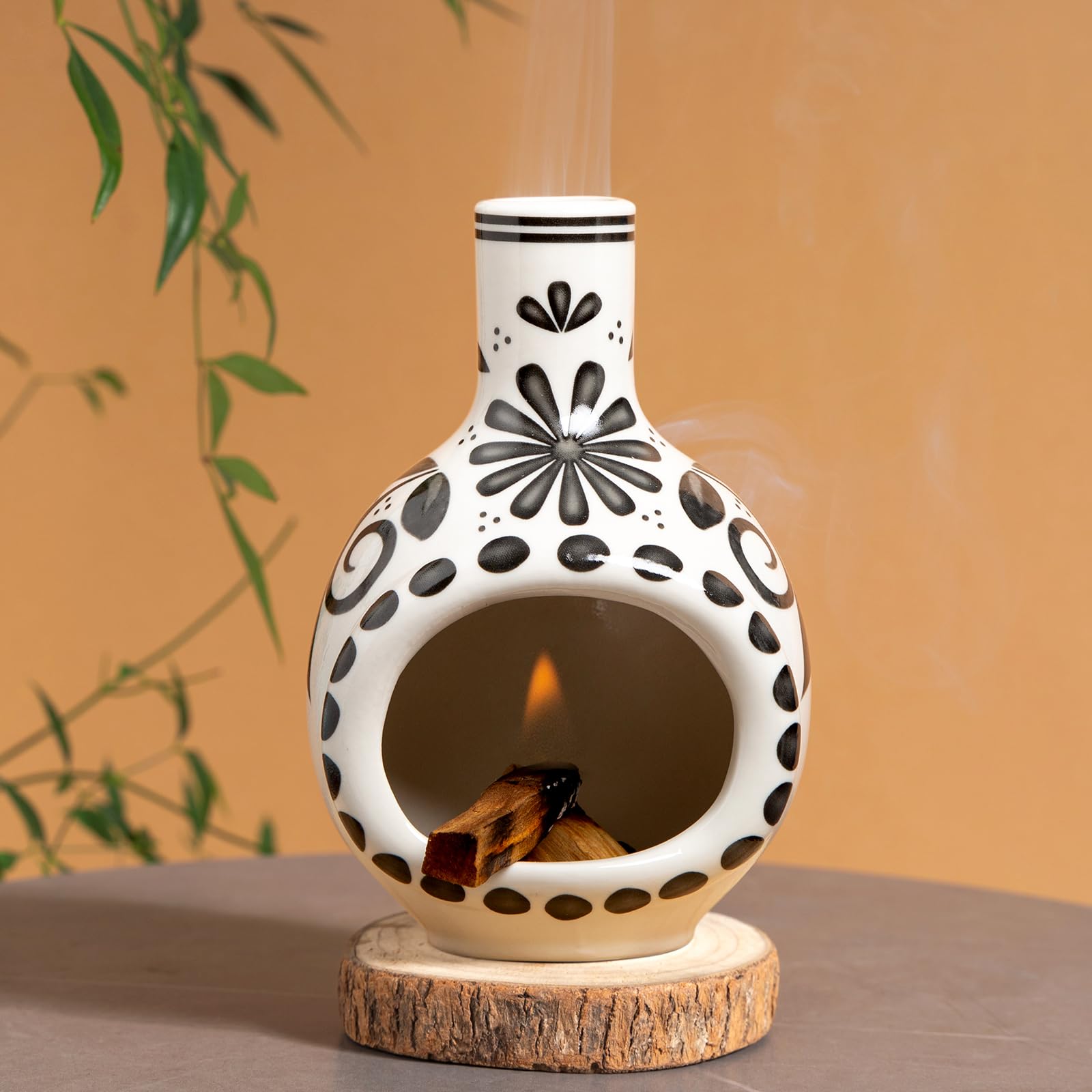 MOUGIGI Palo Santo Holder ceramic provides stable support for sticks during meditation.